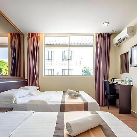 Goldenhill Hotel Кота-Кинабалу Экстерьер фото