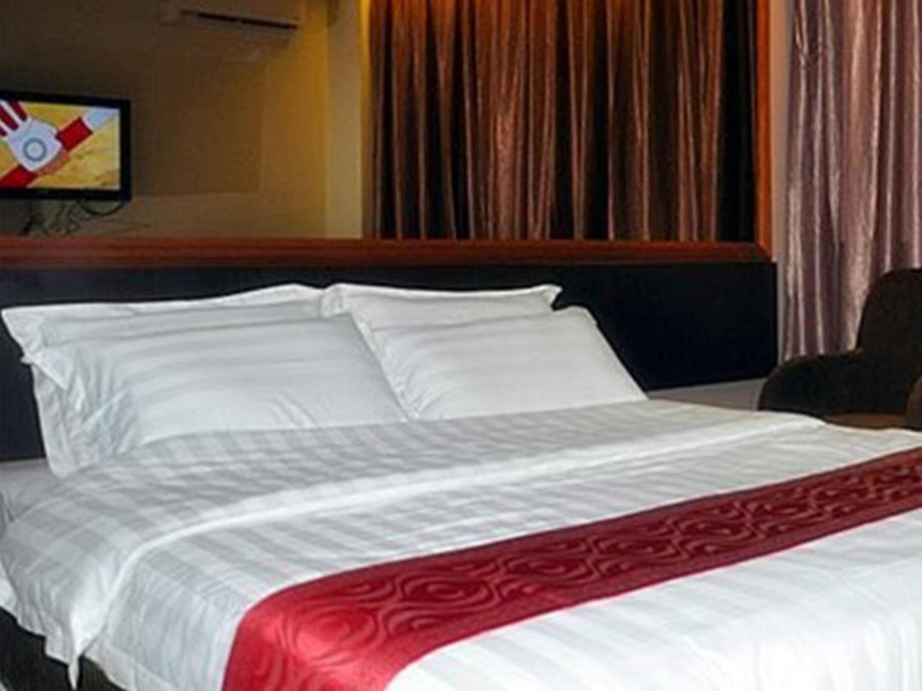 Goldenhill Hotel Кота-Кинабалу Экстерьер фото